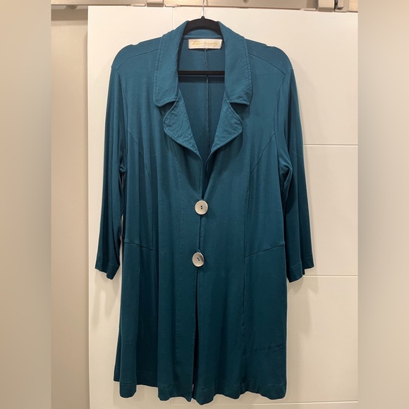 Diane Kennedy, bamboo blend 0X jade green, shirt & jacket. - Picture 5 of 9